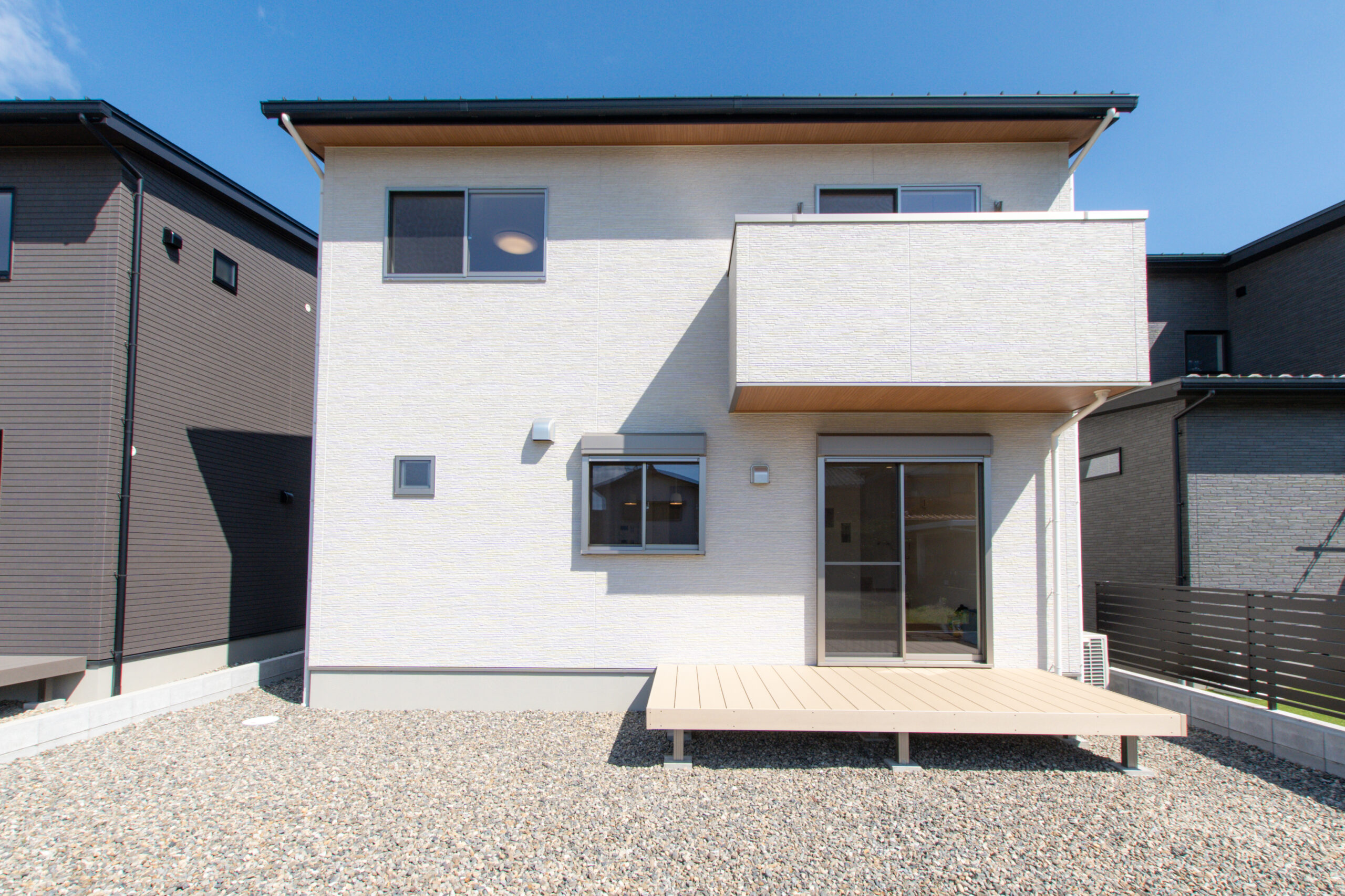 収納たっぷり・太陽光付エコ住宅　瑞穂市穂積ⅢJ棟